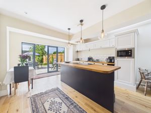 Kitchen/Breakfast Area- click for photo gallery